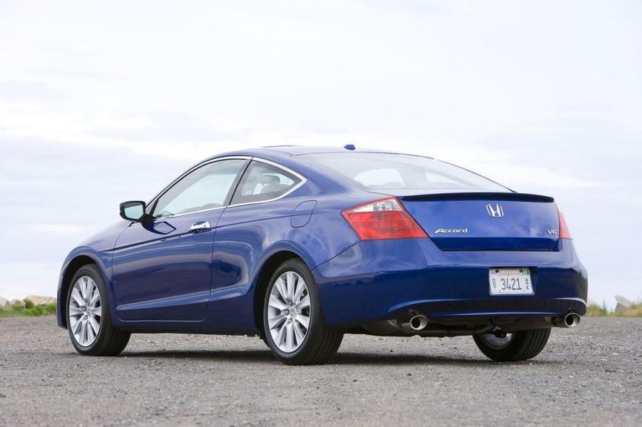  Honda Accord Coupe 2008 года  (US) (фото 28 из 39)